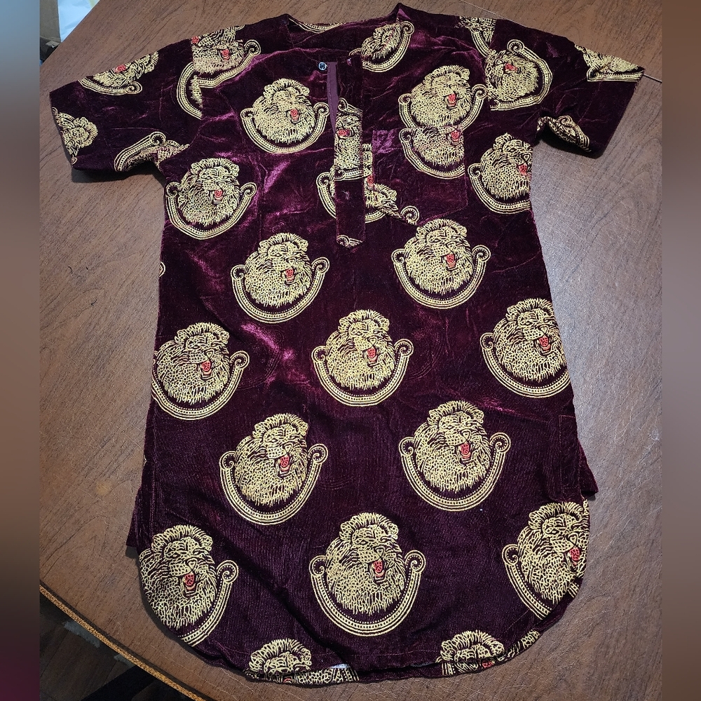 Elegant Burgundy and Gold Men's Shirt - Picture 1 of 10